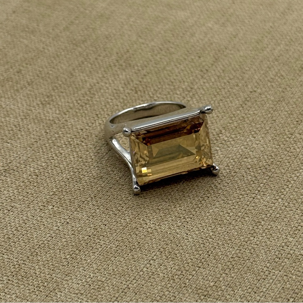 Elegant large Silver tone Ring with Yellow glass